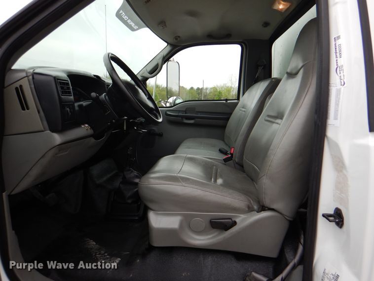 image for item HX9222 2008 Ford F650 Super Duty XL  box truck