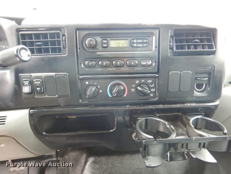 image for item HX9222 2008 Ford F650 Super Duty XL  box truck