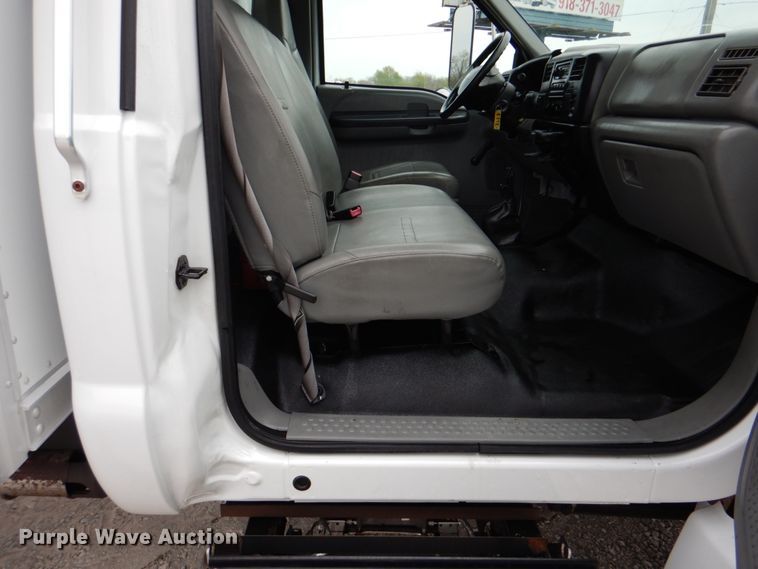 image for item HX9222 2008 Ford F650 Super Duty XL  box truck