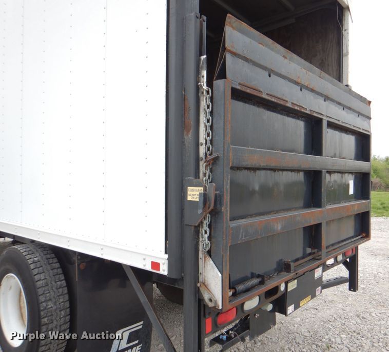 image for item HX9222 2008 Ford F650 Super Duty XL  box truck