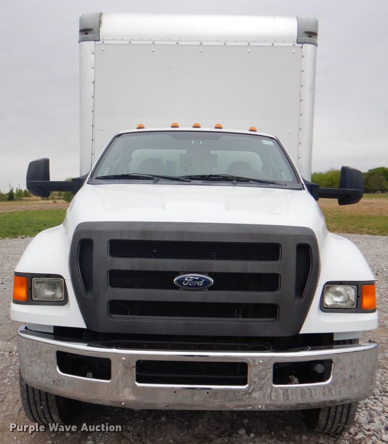 image for item HX9226 2012 Ford F750  box truck