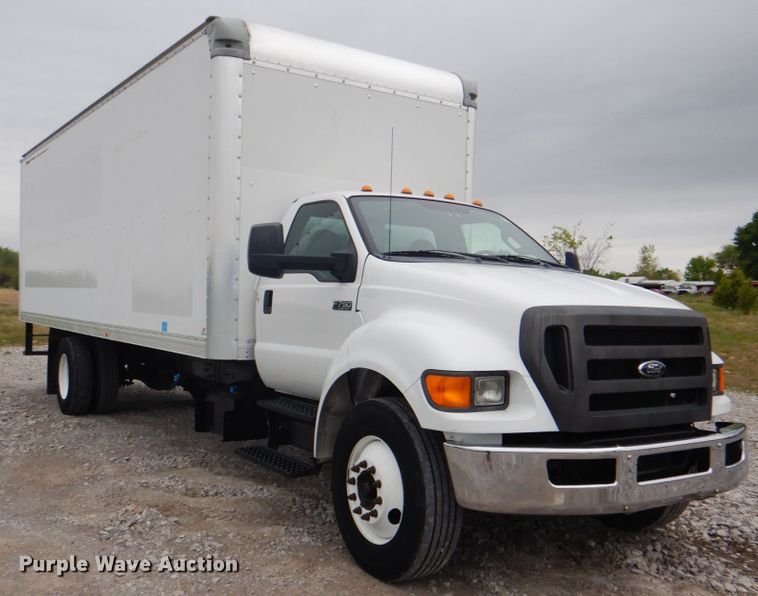 image for item HX9226 2012 Ford F750  box truck