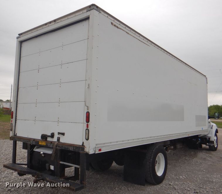 image for item HX9226 2012 Ford F750  box truck