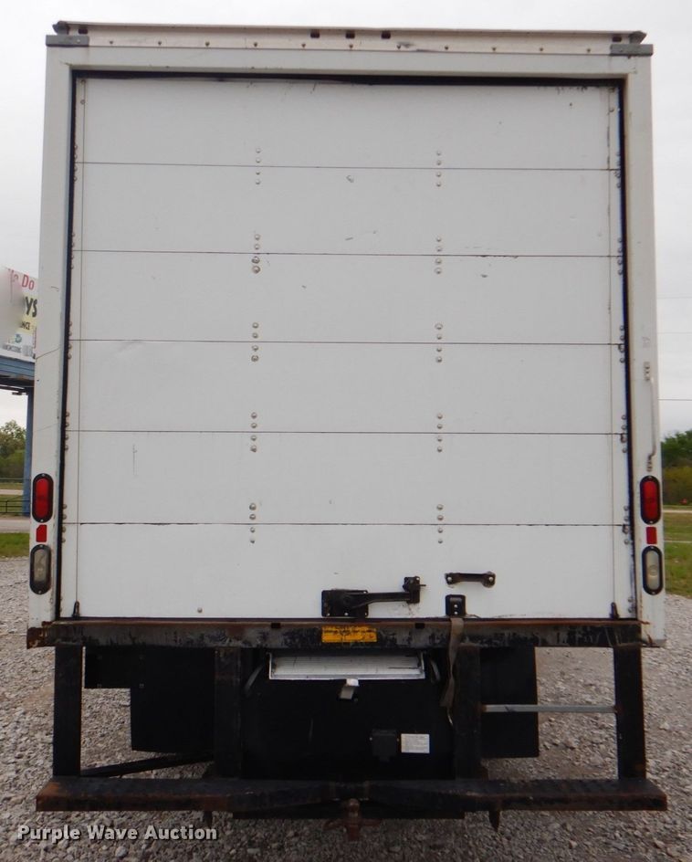 image for item HX9226 2012 Ford F750  box truck