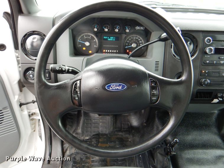 image for item HX9226 2012 Ford F750  box truck