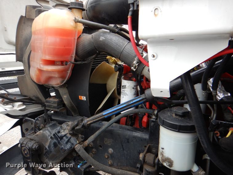 image for item HX9226 2012 Ford F750  box truck