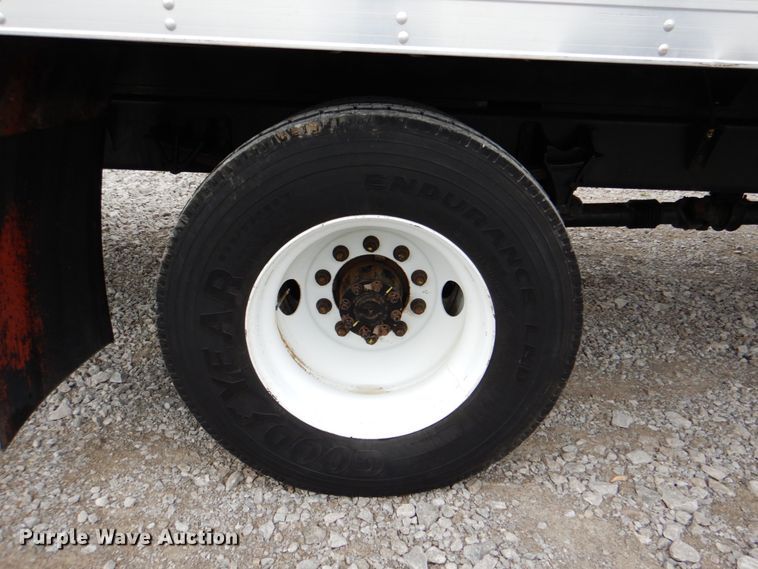 image for item HX9226 2012 Ford F750  box truck