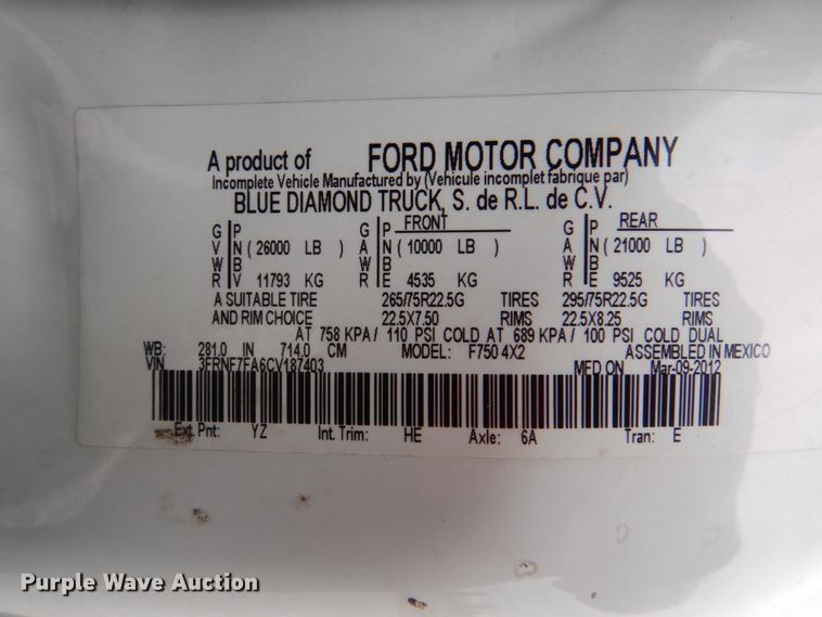 image for item HX9226 2012 Ford F750  box truck