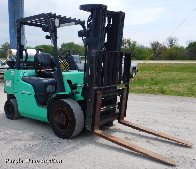 image for item HX9231 Mitsubishi FG30N  forklift