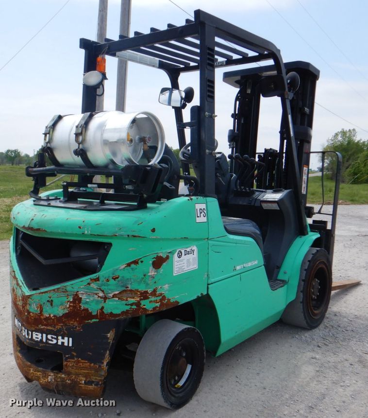 image for item HX9231 Mitsubishi FG30N  forklift
