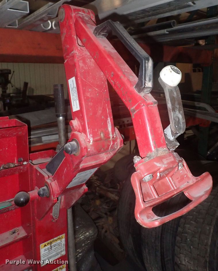 image for item IF9103 Hunter TC3250 tire machine