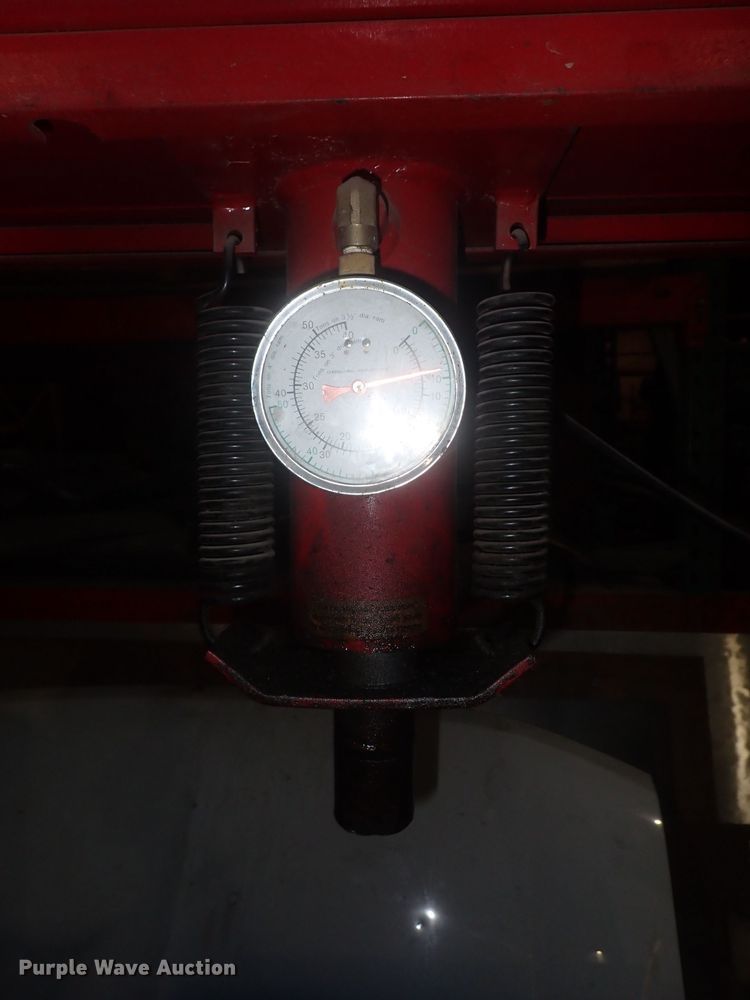 image for item IF9104 Hydraulic press