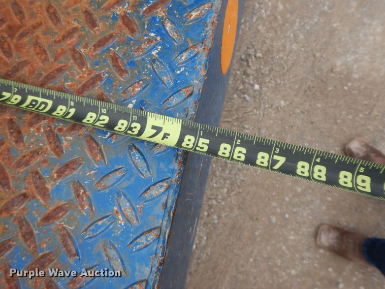 image for item II9333 2003 Ford F550  utility / service truck