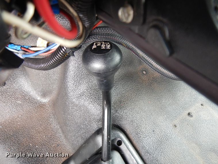 image for item II9333 2003 Ford F550  utility / service truck