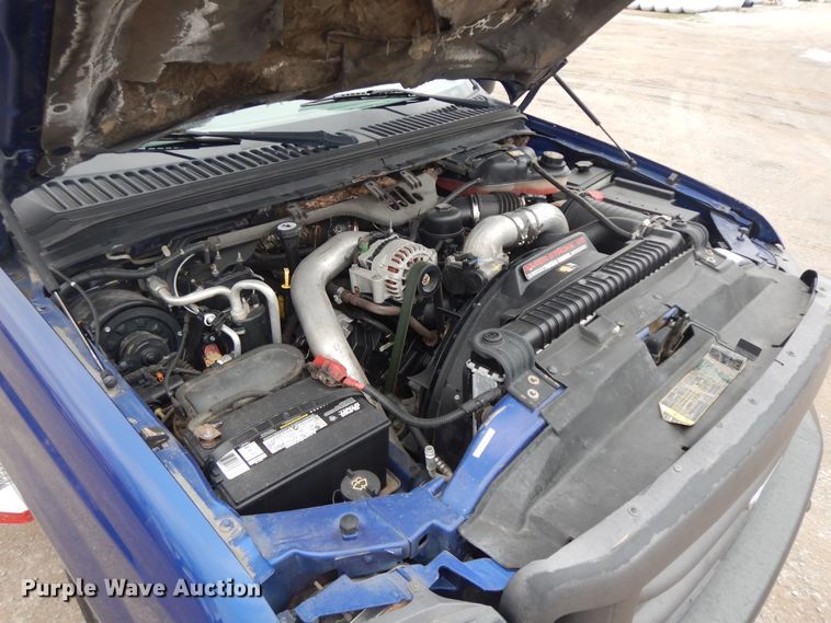 image for item II9333 2003 Ford F550  utility / service truck