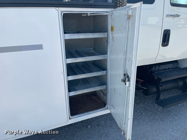 image for item II9385 2009 International DuraStar 4300  utility / service truck