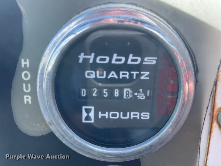 image for item II9385 2009 International DuraStar 4300  utility / service truck