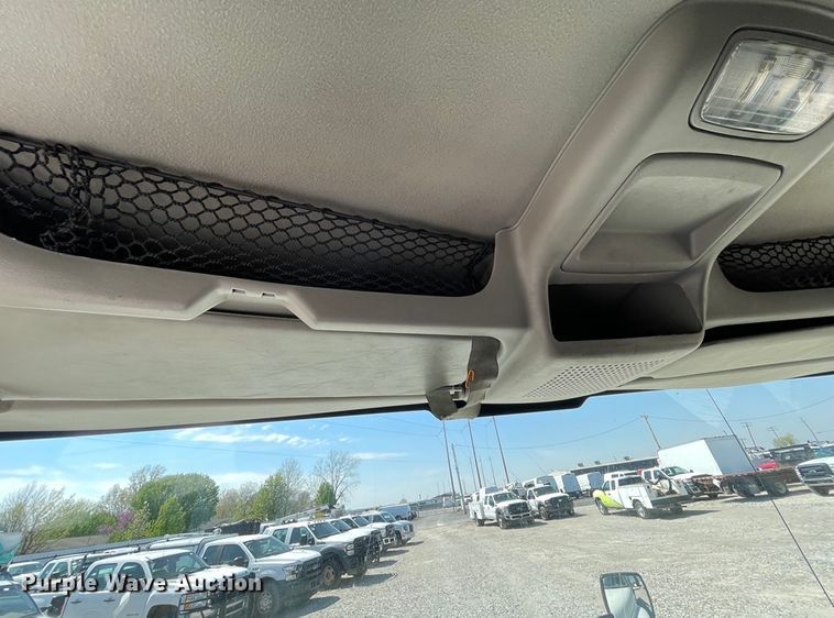 image for item II9385 2009 International DuraStar 4300  utility / service truck