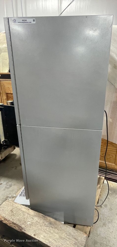 image for item II9395 Vending machine