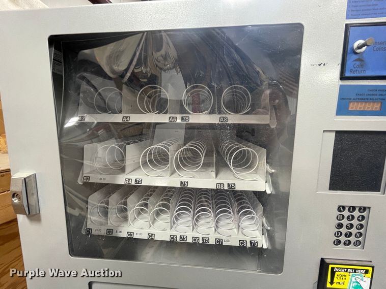 image for item II9395 Vending machine