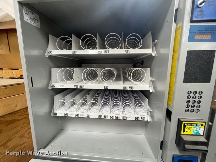 image for item II9395 Vending machine