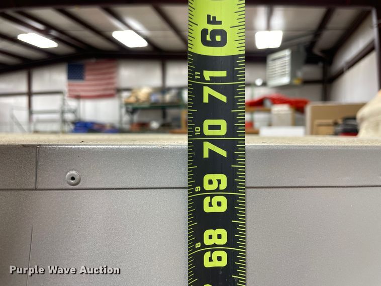 image for item II9395 Vending machine