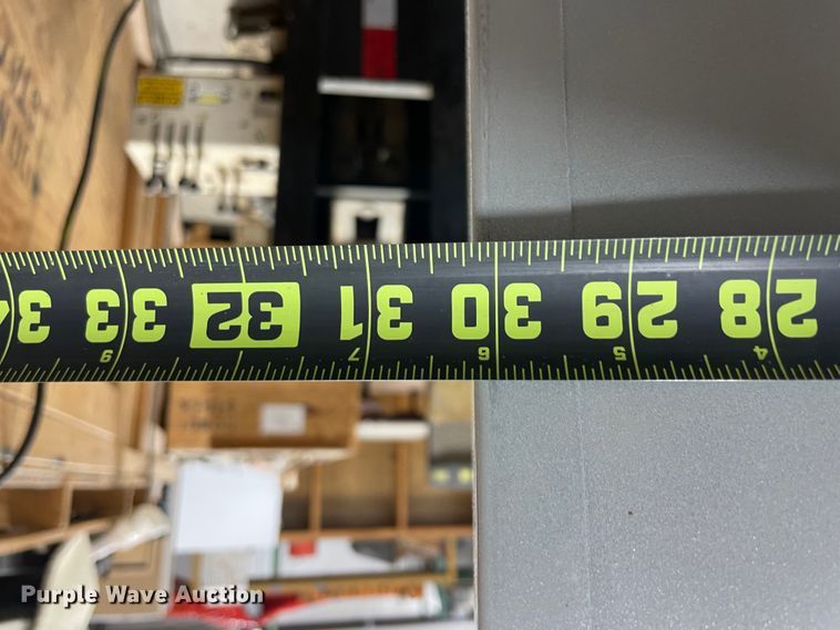 image for item II9395 Vending machine