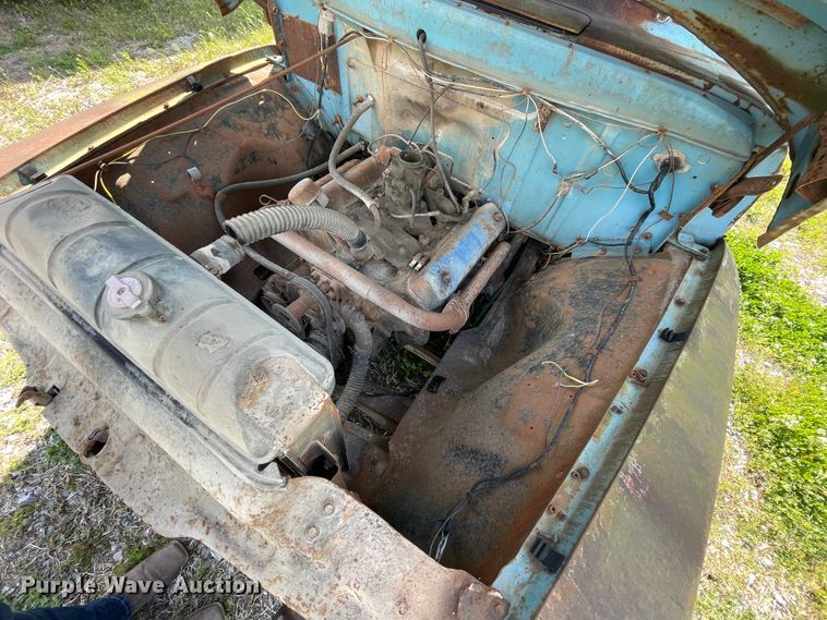 image for item II9405 1955 Ford F100  pickup truck