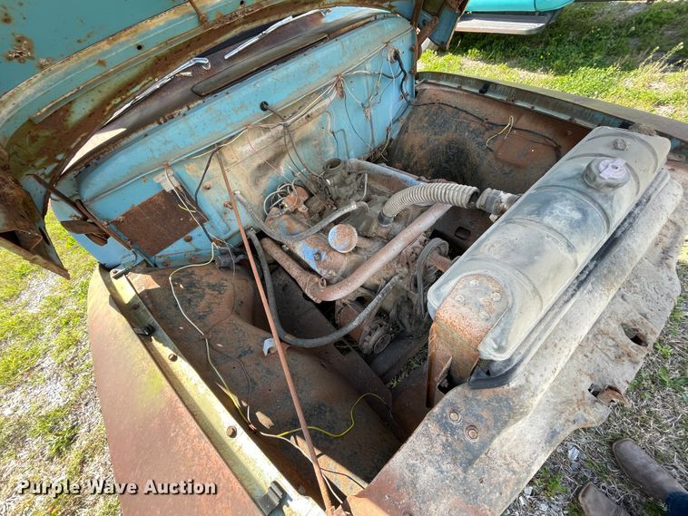 image for item II9405 1955 Ford F100  pickup truck