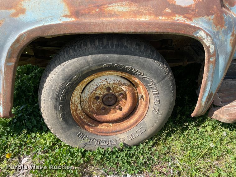 image for item II9405 1955 Ford F100  pickup truck