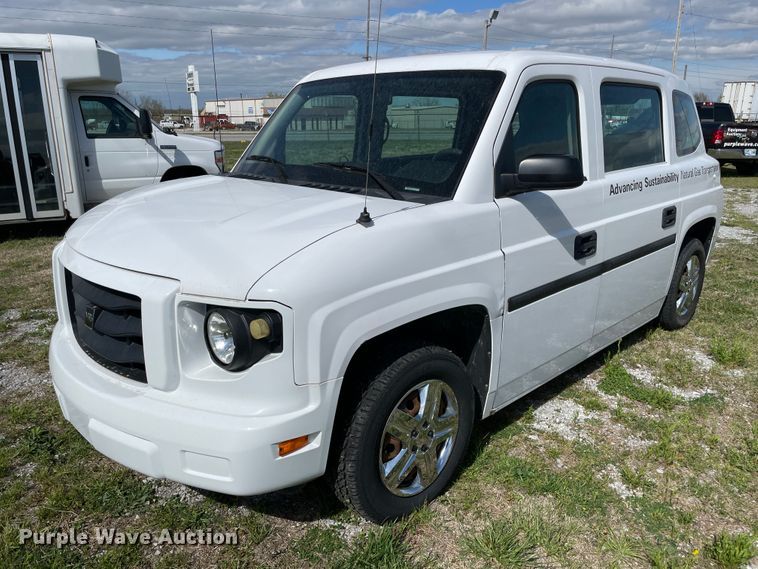 image for item II9406 2012 VPG MV-1  handicap accessible van