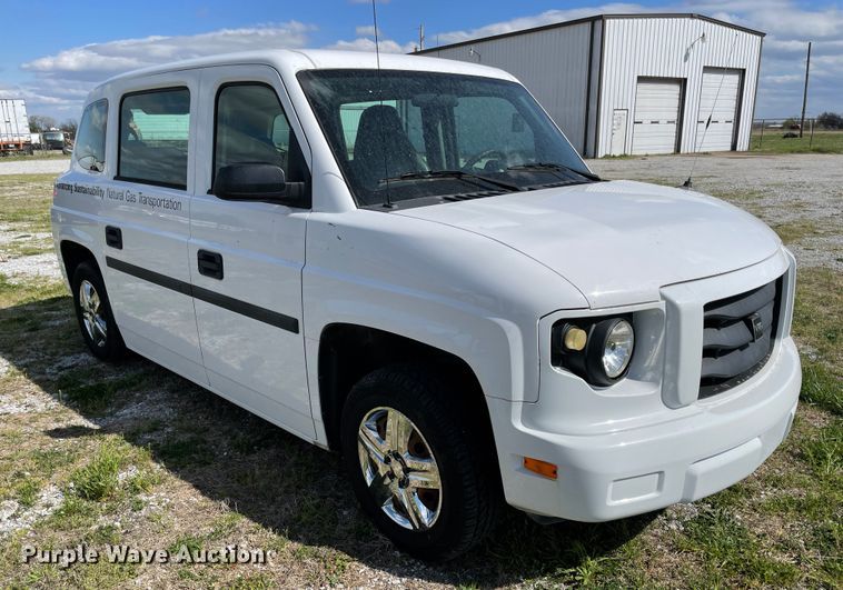 image for item II9406 2012 VPG MV-1  handicap accessible van