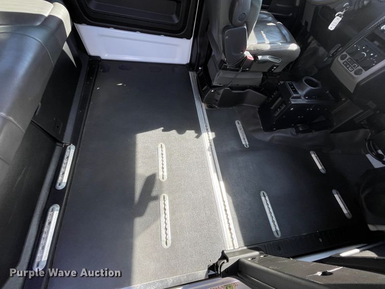 image for item II9406 2012 VPG MV-1  handicap accessible van