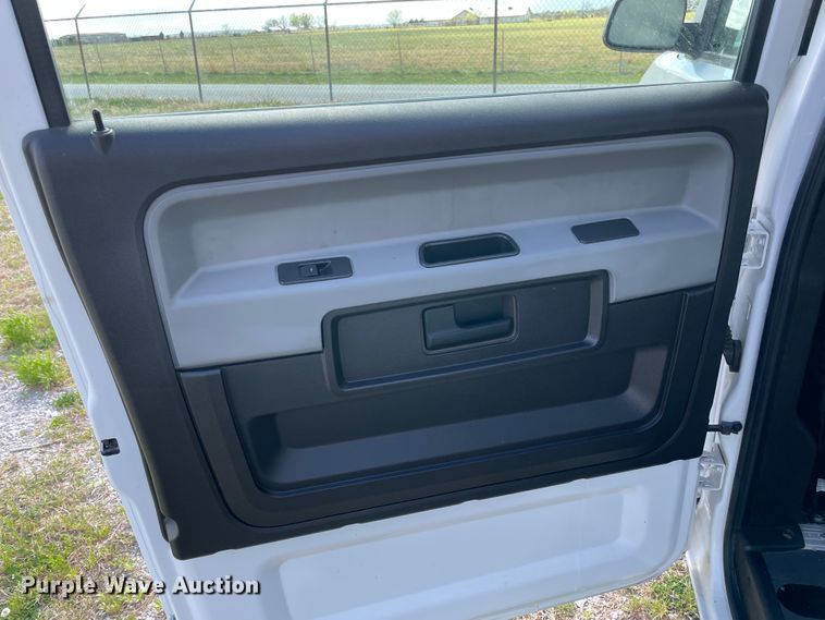 image for item II9406 2012 VPG MV-1  handicap accessible van