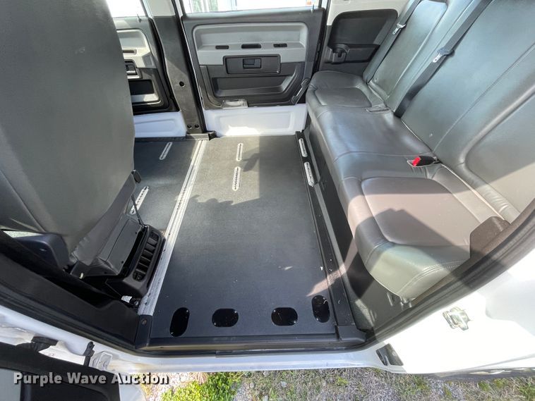image for item II9406 2012 VPG MV-1  handicap accessible van