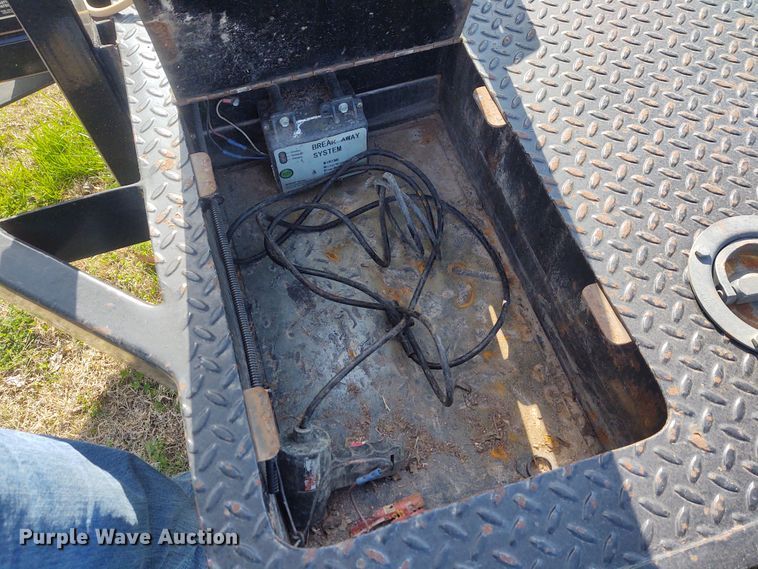 image for item IK9248 2010 Kwik Load  car trailer