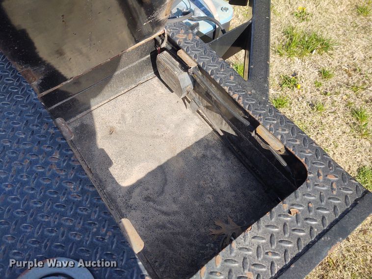 image for item IK9248 2010 Kwik Load  car trailer