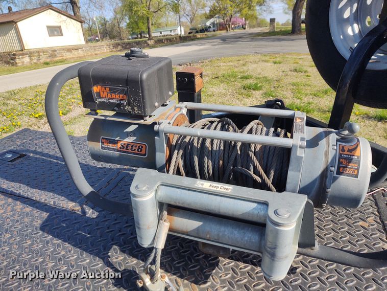 image for item IK9248 2010 Kwik Load  car trailer