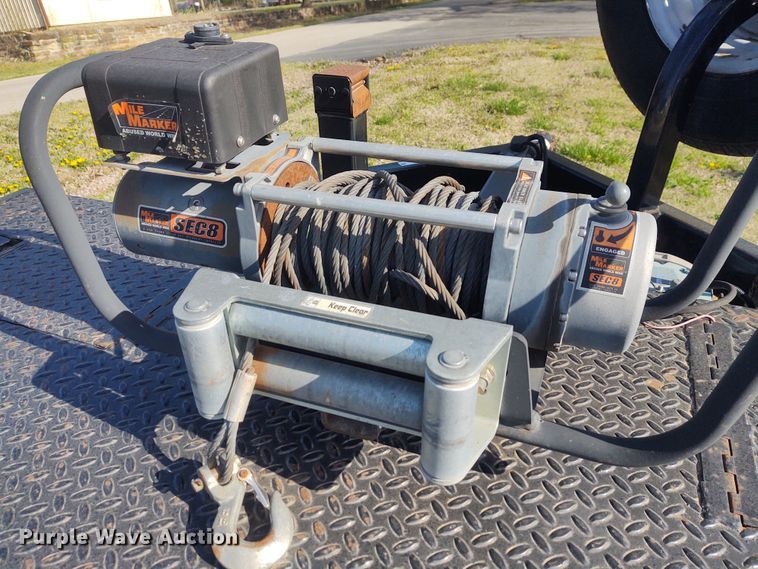 image for item IK9248 2010 Kwik Load  car trailer