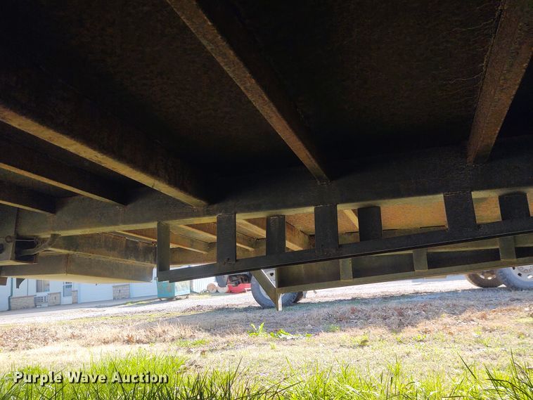 image for item IK9248 2010 Kwik Load  car trailer