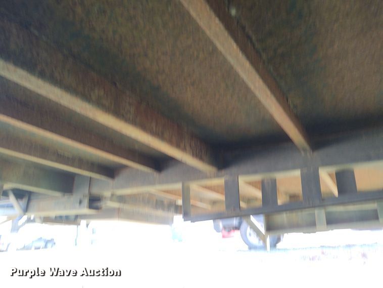 image for item IK9248 2010 Kwik Load  car trailer