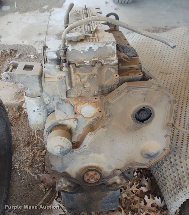 image for item IK9252 Cummins six cylinder diesel engine