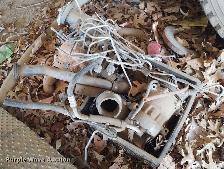 image for item IK9252 Cummins six cylinder diesel engine