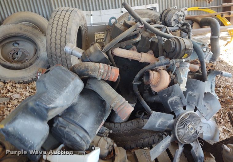 image for item IK9253 International DT466 7.6L diesel engine core