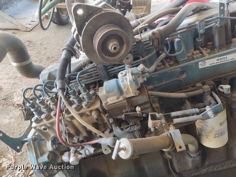 image for item IK9253 International DT466 7.6L diesel engine core