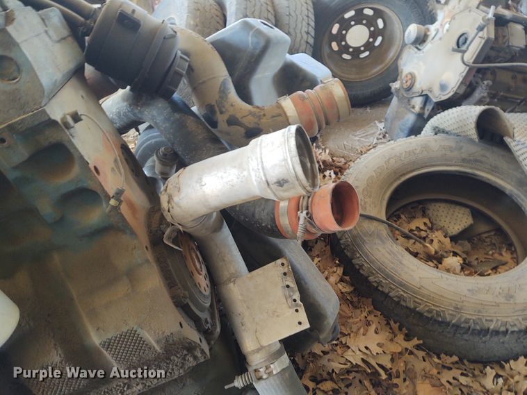 image for item IK9253 International DT466 7.6L diesel engine core