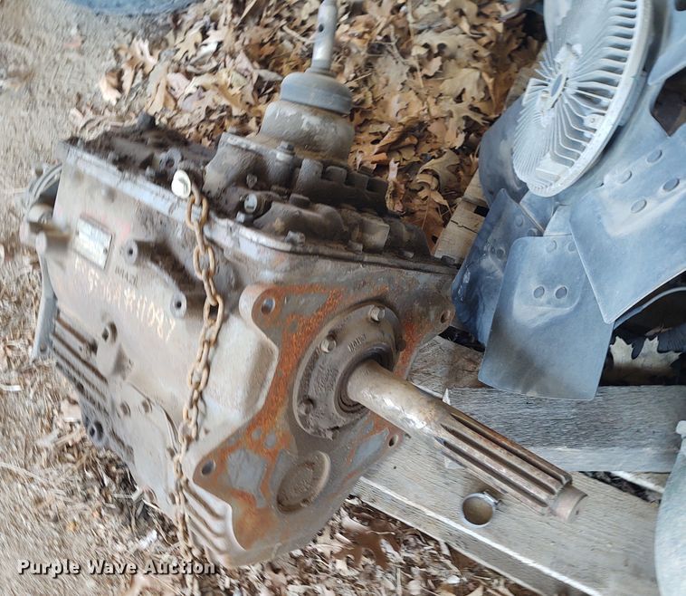 image for item IK9253 International DT466 7.6L diesel engine core