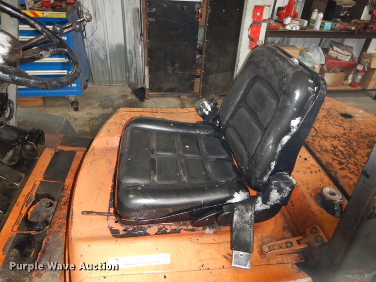 image for item IL9260 Toyota 02-4FD25  forklift