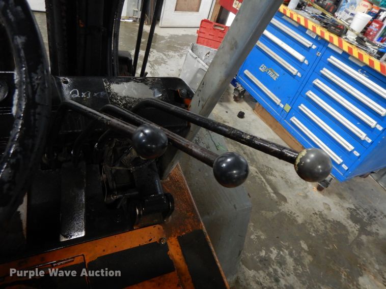 image for item IL9260 Toyota 02-4FD25  forklift