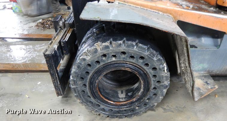 image for item IL9260 Toyota 02-4FD25  forklift